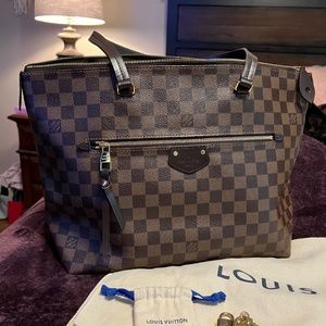 Louis Vuitton Iena MM D EBE
